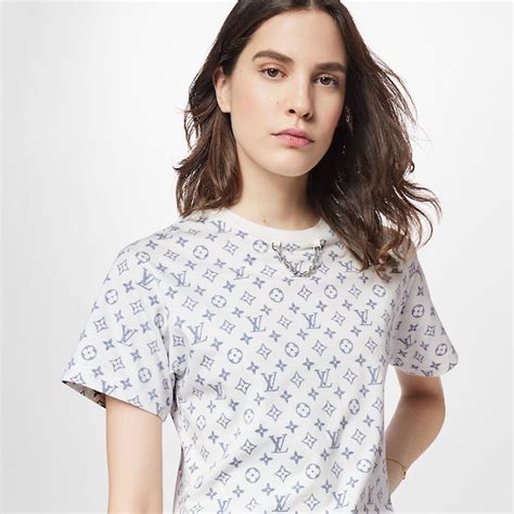 louis vuitton high neck t shirt|Louis Vuitton shirt women.